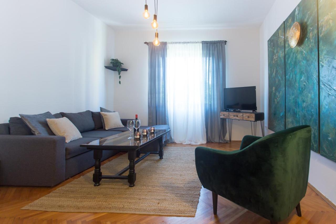 Holiday House Vida Биоград-на-Мору Экстерьер фото